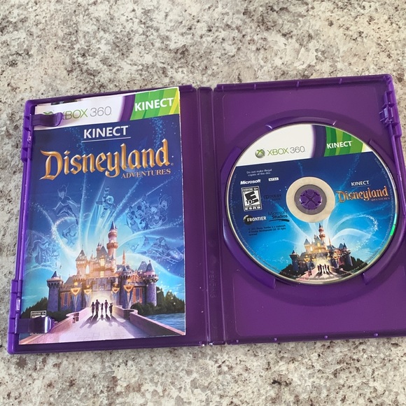 Kinect Disneyland Adventures (Microsoft Xbox 360, 2011) ML226 - Picture 2 of 7